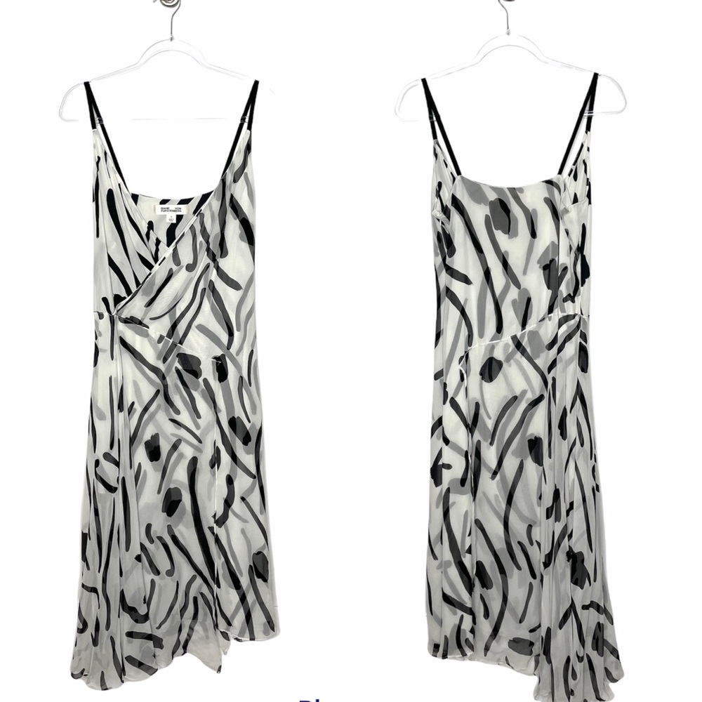 DVF | V-Neck Crossover Silk Dress Chatham Print 6
